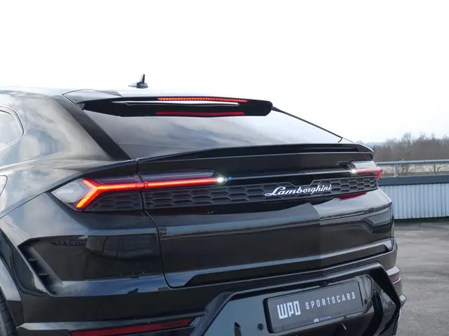 Lamborghini Urus 4.0 V8 Hybrid SE 2026 Hybride Benzine 4