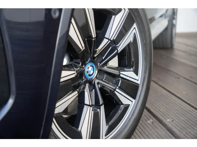 BMW iX3 Executive 80 kwh 2022 Elektrisch 13