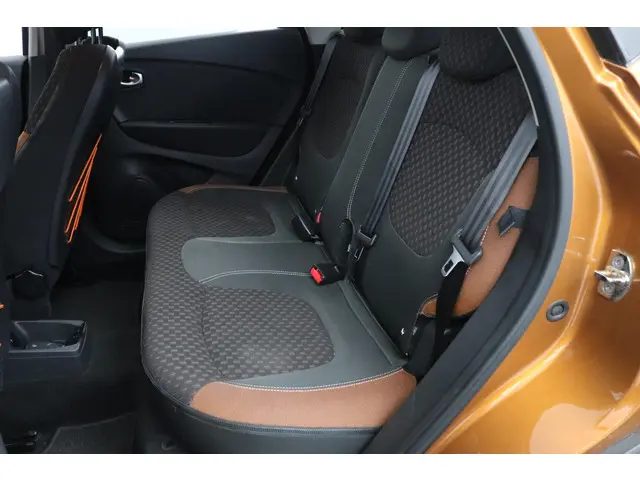 Renault Captur TCe 90 Intens 2017 Benzine 24