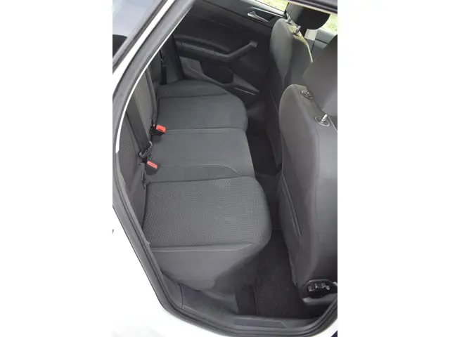 Volkswagen Polo 1.0 TSI Comfortline 2020 Benzine 29