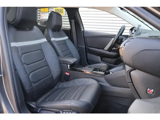 Citroën C4 1.2 Puretech Shine Pack Business 2023 Benzine 17