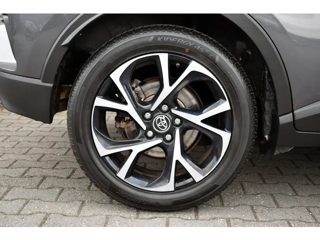 Toyota C-HR 1.8 Hybrid Dynamic 2018 Hybride Benzine 23