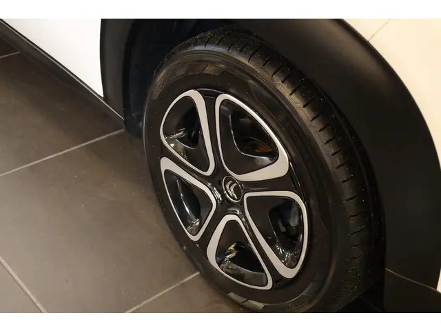 Citroën C3 Aircross PT 82 Feel 2018 Benzine 26