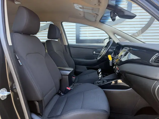 Kia Carens 1.6 GDi Business Pack 2014 Benzine 9