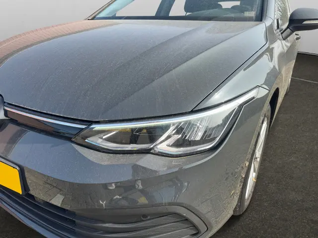 Volkswagen Golf 1.0 TSI Life 2023 Benzine 19