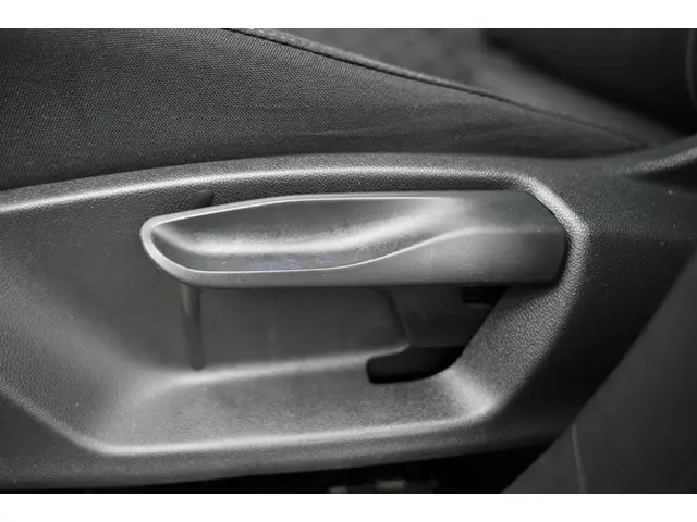 Škoda Kamiq 1.0 TSI Ambition 2024 Benzine 17