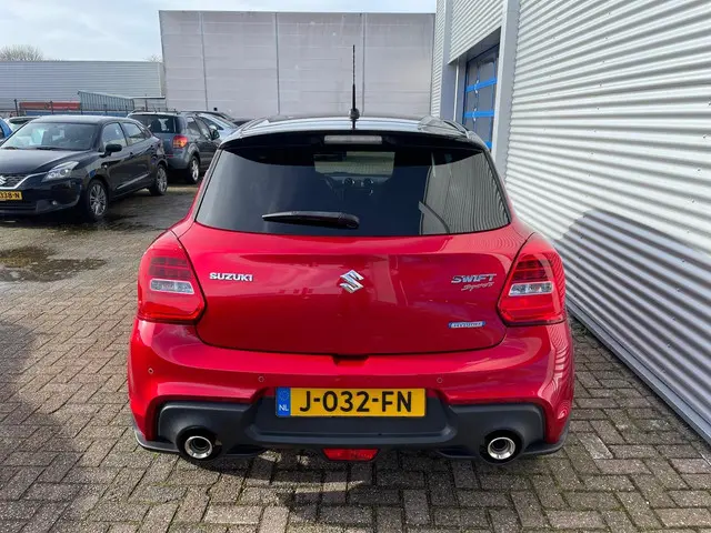 Suzuki Swift 1.4 Sport Smart Hybrid 2020 Benzine 6