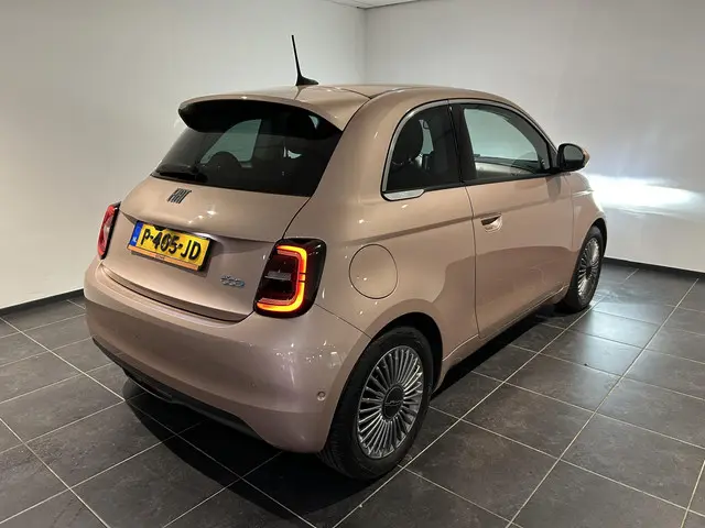 Fiat 500 Icon 42 kWh 2021 Elektrisch 2
