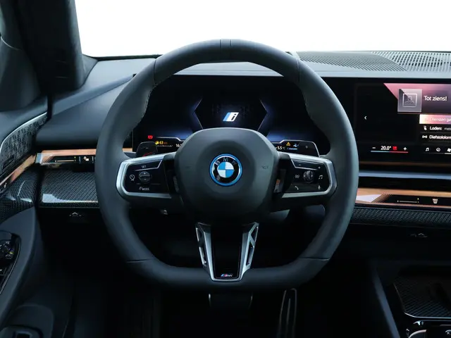 BMW 5 Serie 550e xDrive Touring 2026 Hybride Benzine 24