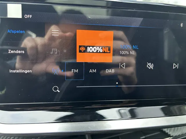 Peugeot 2008 1.2 Hybrid 145 GT 2025 Hybride Benzine 14