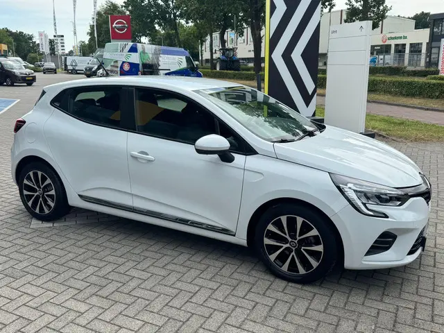 Renault Clio TCe 90 Zen 2020 Benzine 3