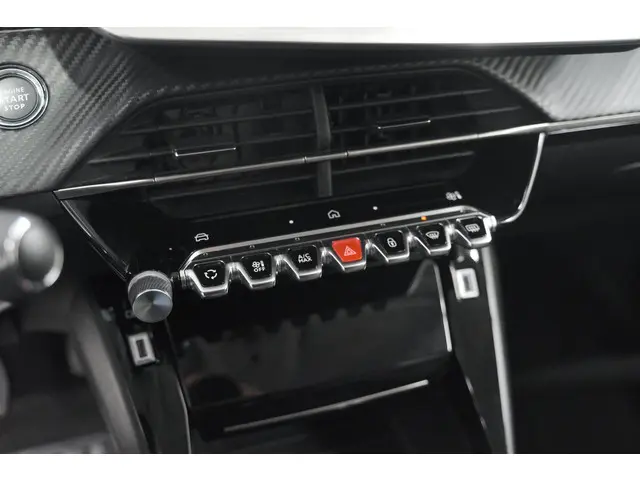 Peugeot 208 PureTech 100 Allure 2024 Benzine 47