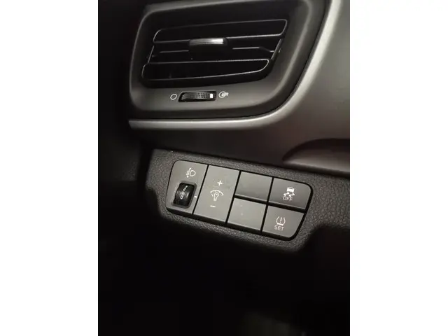 Kia Stonic 1.0 T-GDi DynamicLine 2019 Benzine 25