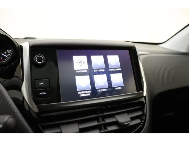 Peugeot 2008 1.2 PureTech Blue Lion 2017 Benzine 21