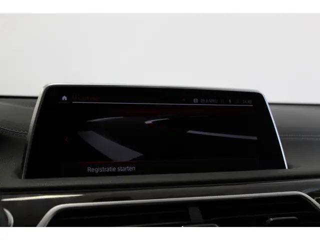 BMW 7 Serie 745e High Executive 2022 Hybride Benzine 52