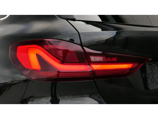 BMW 1 Serie 118i Executive Edition 2020 Benzine 52