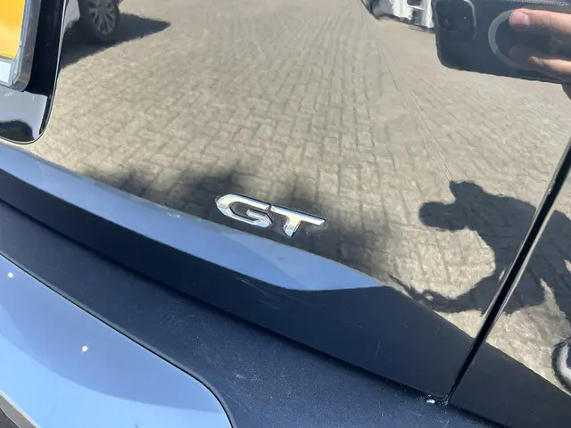 Peugeot e-2008 EV GT Automaat 2022 Elektrisch 19