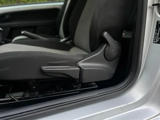 Škoda Citigo 1.0 Greentech Tour 2013 Benzine 15