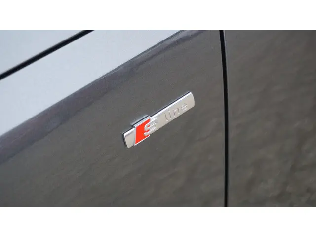 Audi A4 Avant 35 TFSI 150pk 2x S-Line 2022 Benzine 59