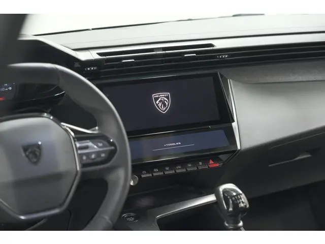 Peugeot 308 PureTech 130 Allure 2022 Benzine 45