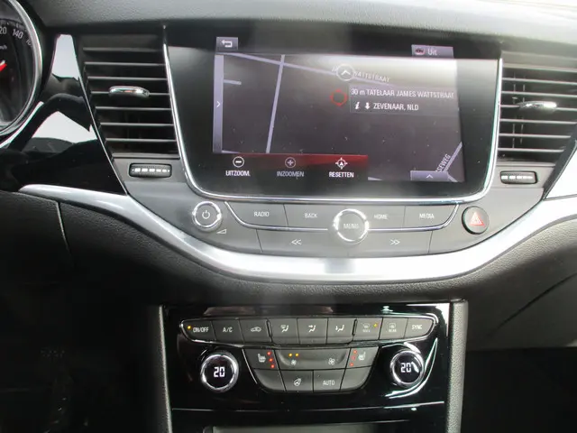 Opel Astra 1.6 Innovation,automaat,200 pk 2018 Benzine 4