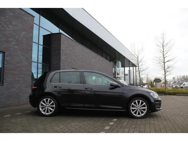 Volkswagen Golf 1.2 TSI Highline 2013 Benzine 4