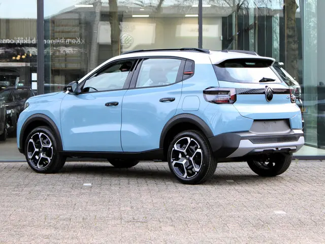 Citroën C3 1.2 Turbo 100pk Plus 2025 Benzine 2