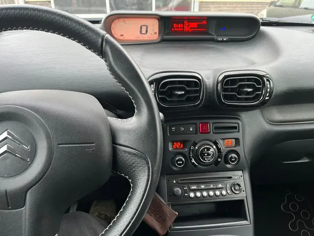 Citroën C3 Picasso 1.4 VTi Tendance 2013 Benzine 10