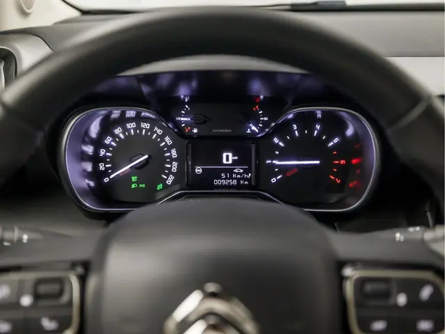 Citroën C3 Aircross 1.2 PureTech Max 2023 Benzine 18