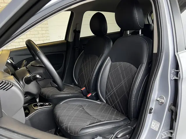 Mitsubishi Space Star 1.2 Instyle 2023 Benzine 26