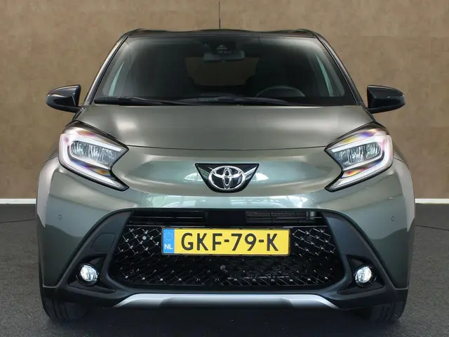 Toyota Aygo X 1.0 VVT-i S-CVT Envy 2022 Benzine 8