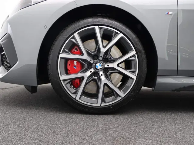 BMW 2 Serie Gran Coupé 218i 2025 Benzine 6