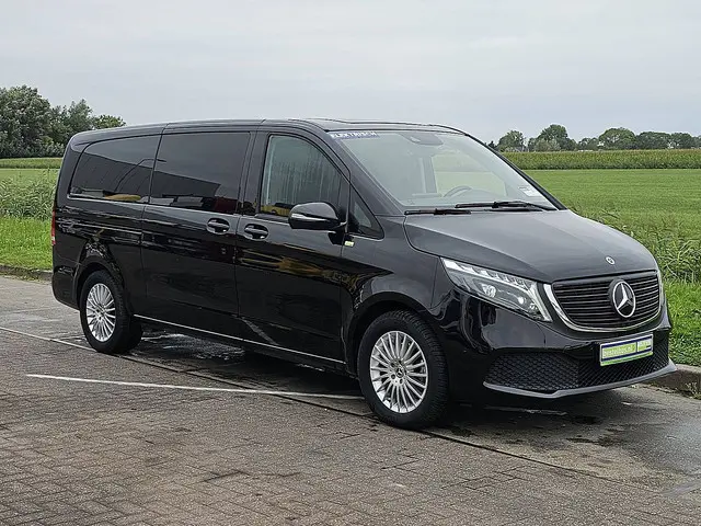 Mercedes-Benz EQV 300 2023 Elektrisch 5