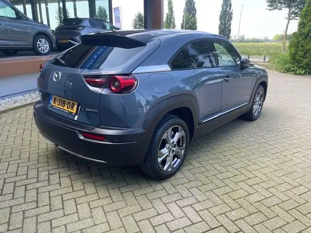 Mazda MX-30 3