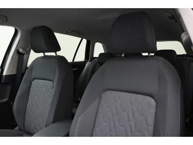 Volkswagen Golf 1.5TSI/116PK Life Edition 2024 Benzine 6