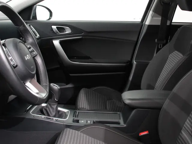 Kia XCeed 1.0 T-GDi 120pk ComfortLine 2023 Benzine 9