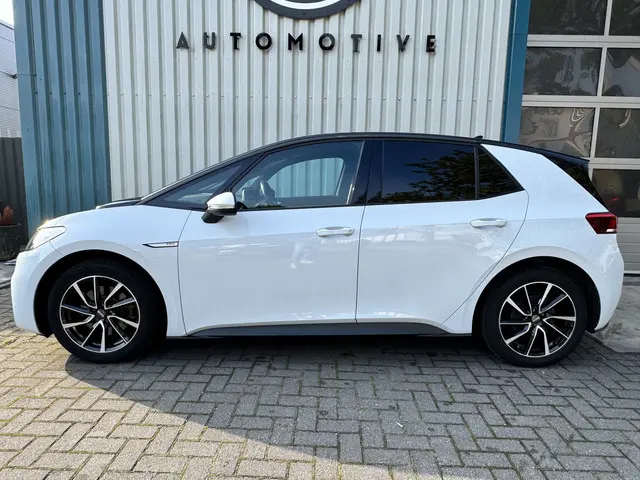 Volkswagen ID.3 Life 58 kWh 2020 Elektrisch 15