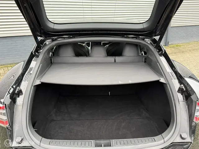 Tesla Model S 75 Base PANORAMADAK 2017 Elektrisch 23