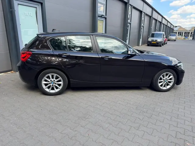 BMW 1 Serie 118i Centennial High Executive 2016 Benzine 3
