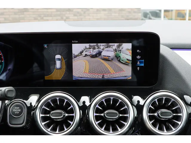 Mercedes-Benz GLA 250 e AMG Line 2022 Hybride Benzine 35