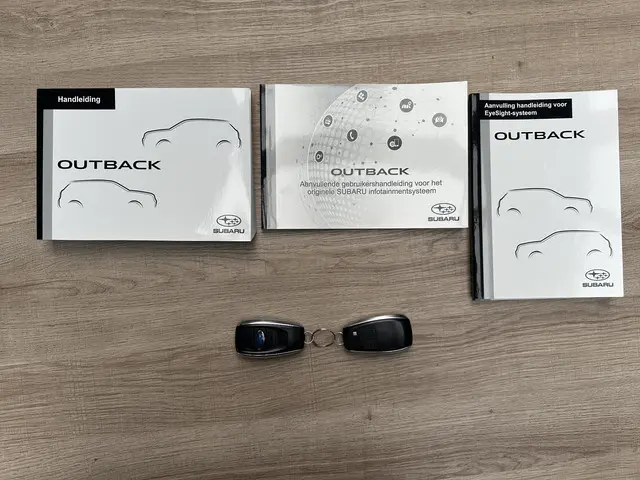 Subaru Outback 2.5i CVT 2022 Benzine 33