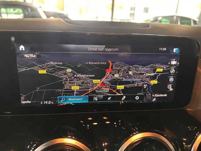 Mercedes-Benz B-Klasse 180 Business Line 2022 Benzine 10