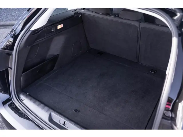Peugeot 308 1.5 HDI Active Pack 2020 Diesel 11