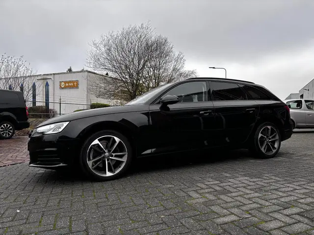 Audi A4 Avant 2.0 TDI ultra Design Pro Line 2017 Diesel 9