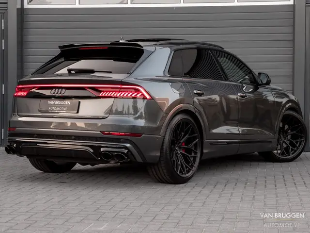 Audi Q8 55 TFSI e quattro S-Line 2021 Hybride Benzine 5