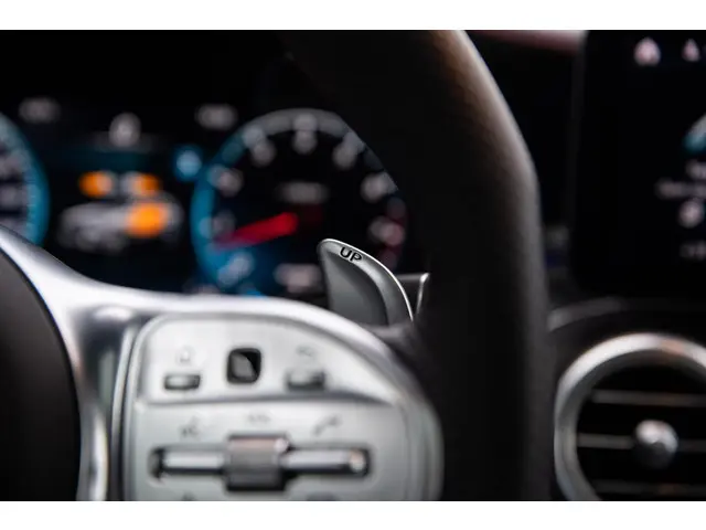 Mercedes-Benz GLC AMG 43 4MATIC Premium 2019 Benzine 54