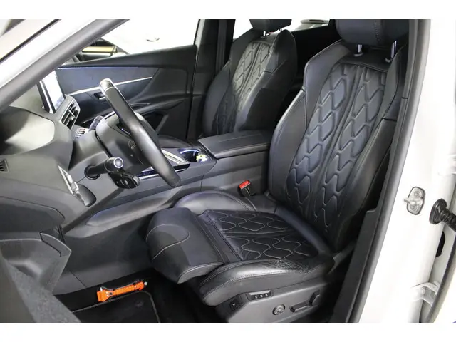 Peugeot 3008 1.2 PureTech GT Line 130 PK. 2017 Benzine 5