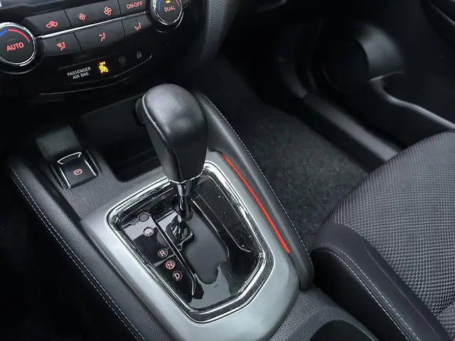 Nissan QASHQAI 1.2 Connect Edition 2016 Benzine 10