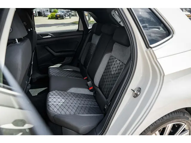 Volkswagen Polo 1.0 TSI R-Line Business 2024 Benzine 21