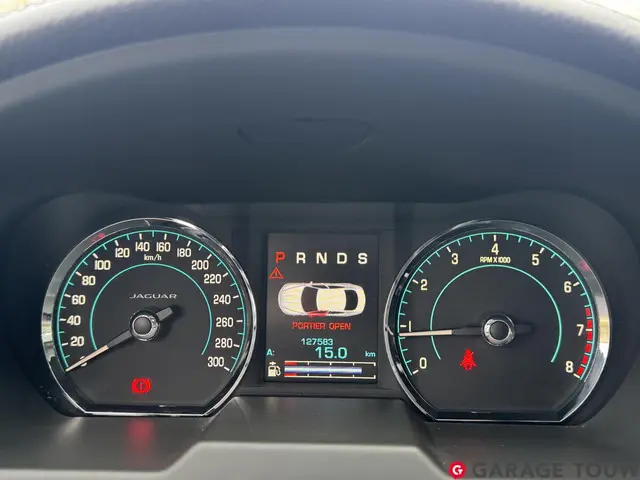 Jaguar XF 3.0 V6 SC 340PK 2014 Benzine 13